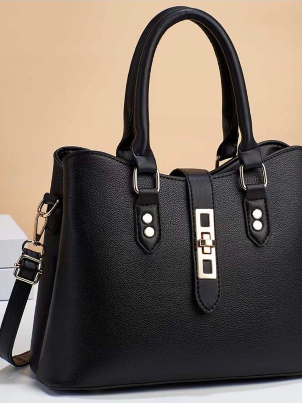 Classic Black Structured Tote Handbag - Elegant Everyday Carry